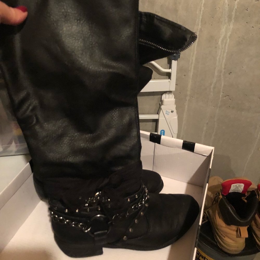 Not rated boot